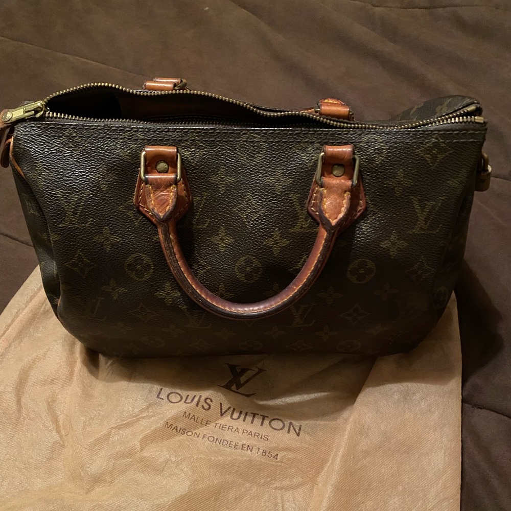 Authentic Louis Vuitton Speedy 30